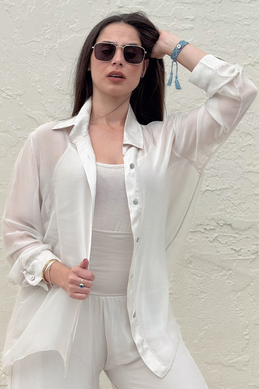 Blusa de Seda abotonada