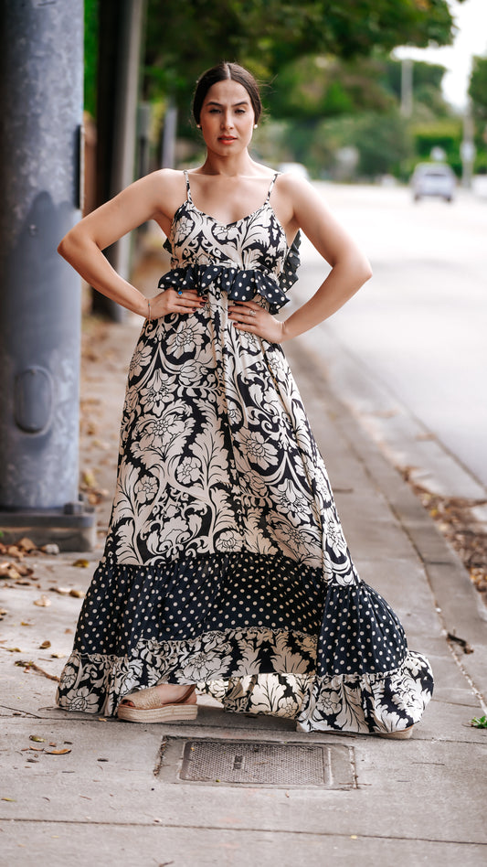 Vestido Andaluz seda natural estampados en negro y blanco