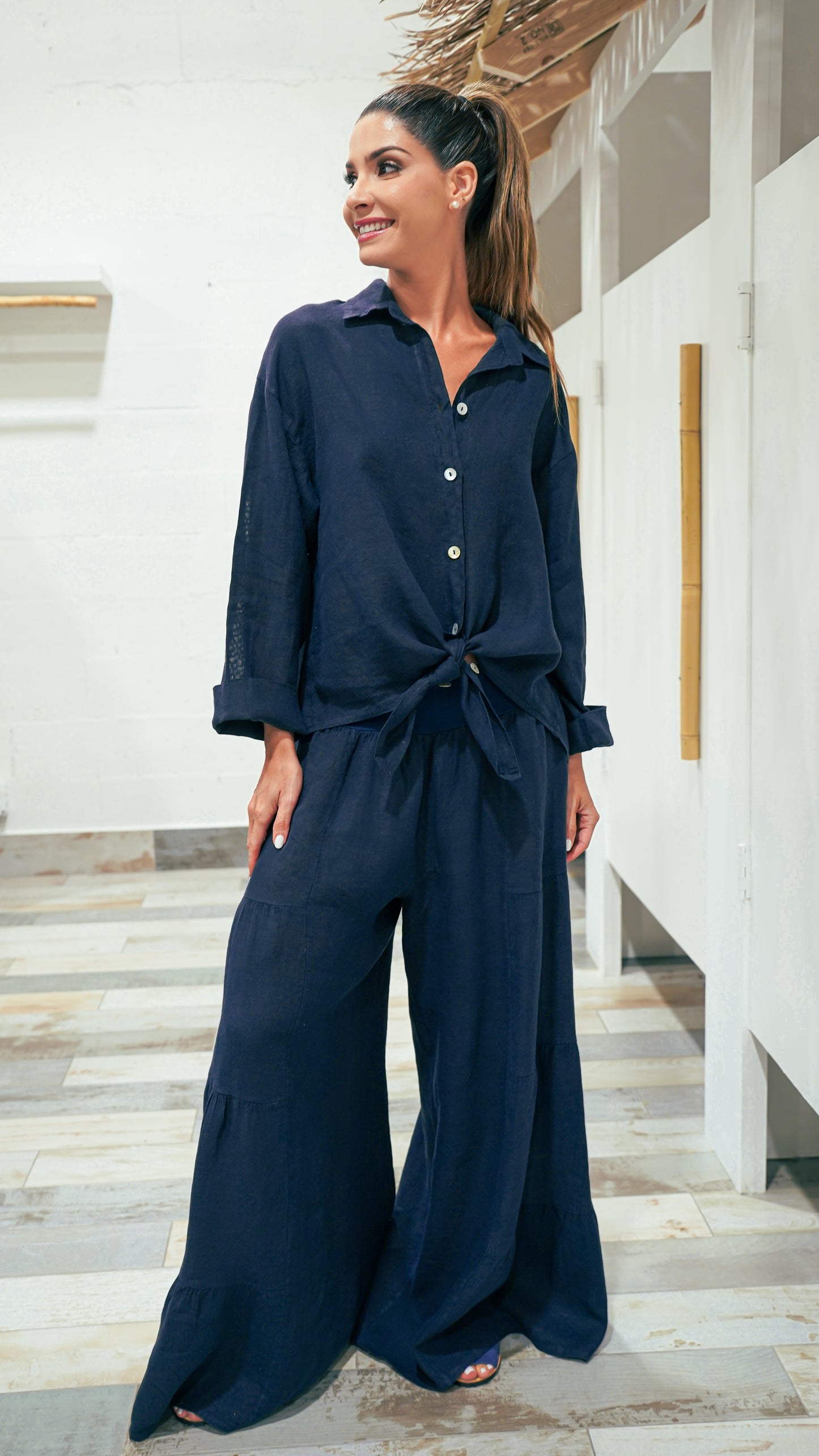 Pontevedra Blusa lino con crochet detras