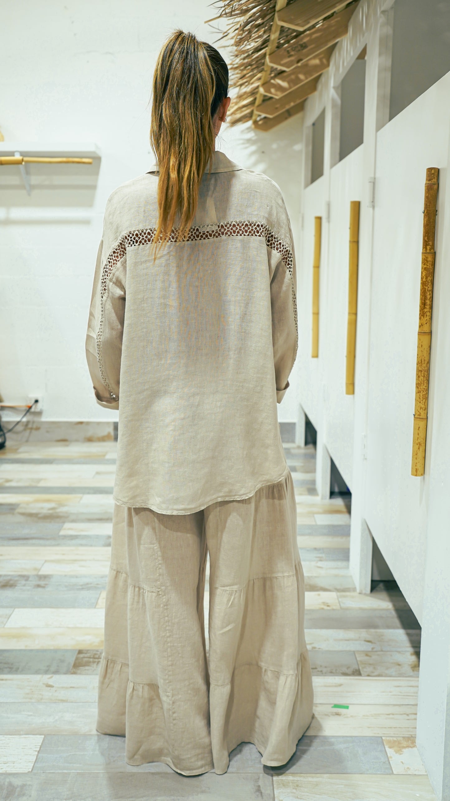 Pontevedra Blusa lino con crochet detras