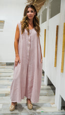Stylish Sleeveless Button Jumpsuit.