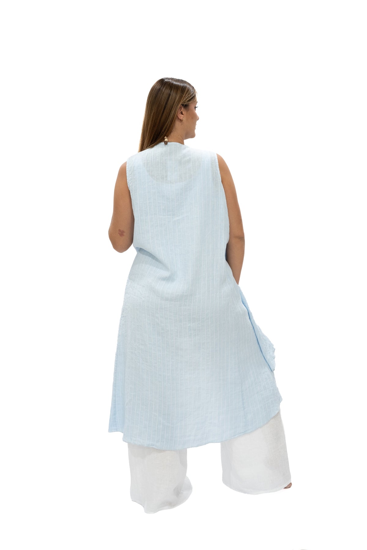 Chaleco Julia lino azul cielo espalda
